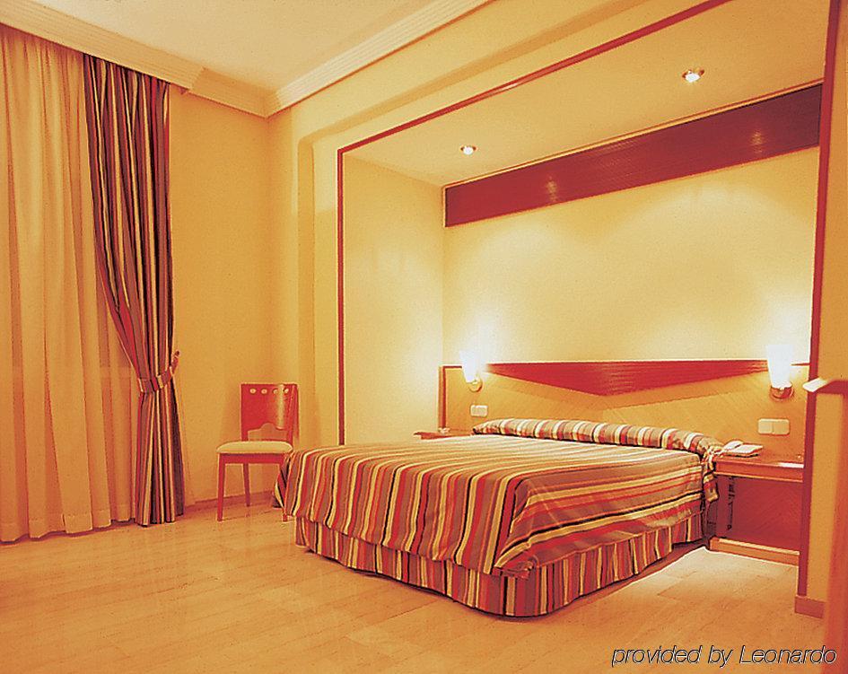 Hotel Del Val - Parking Gratuito Andújar Chambre photo